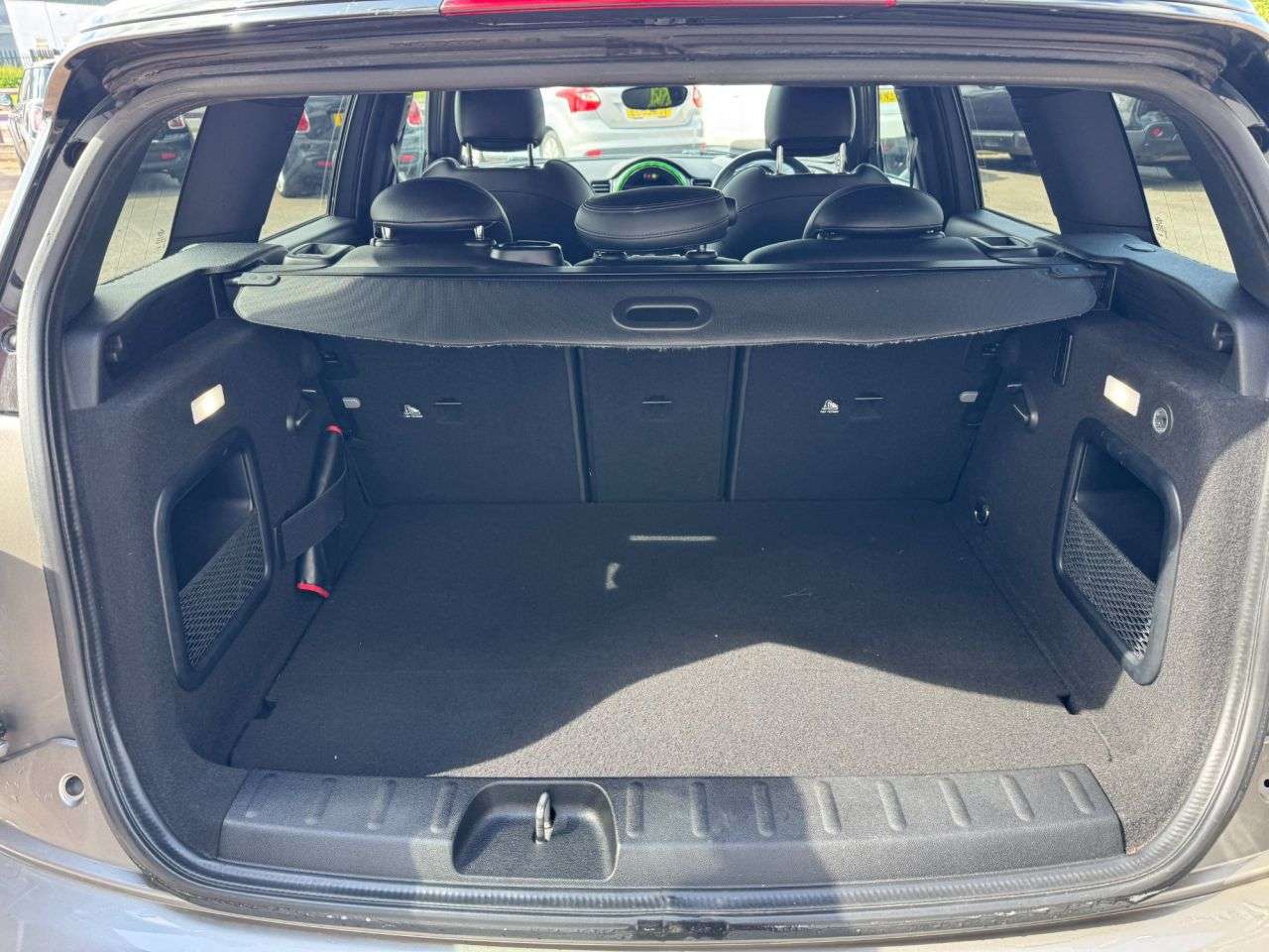 2016 MINI CLUBMAN 2016 MINI CLUBMAN