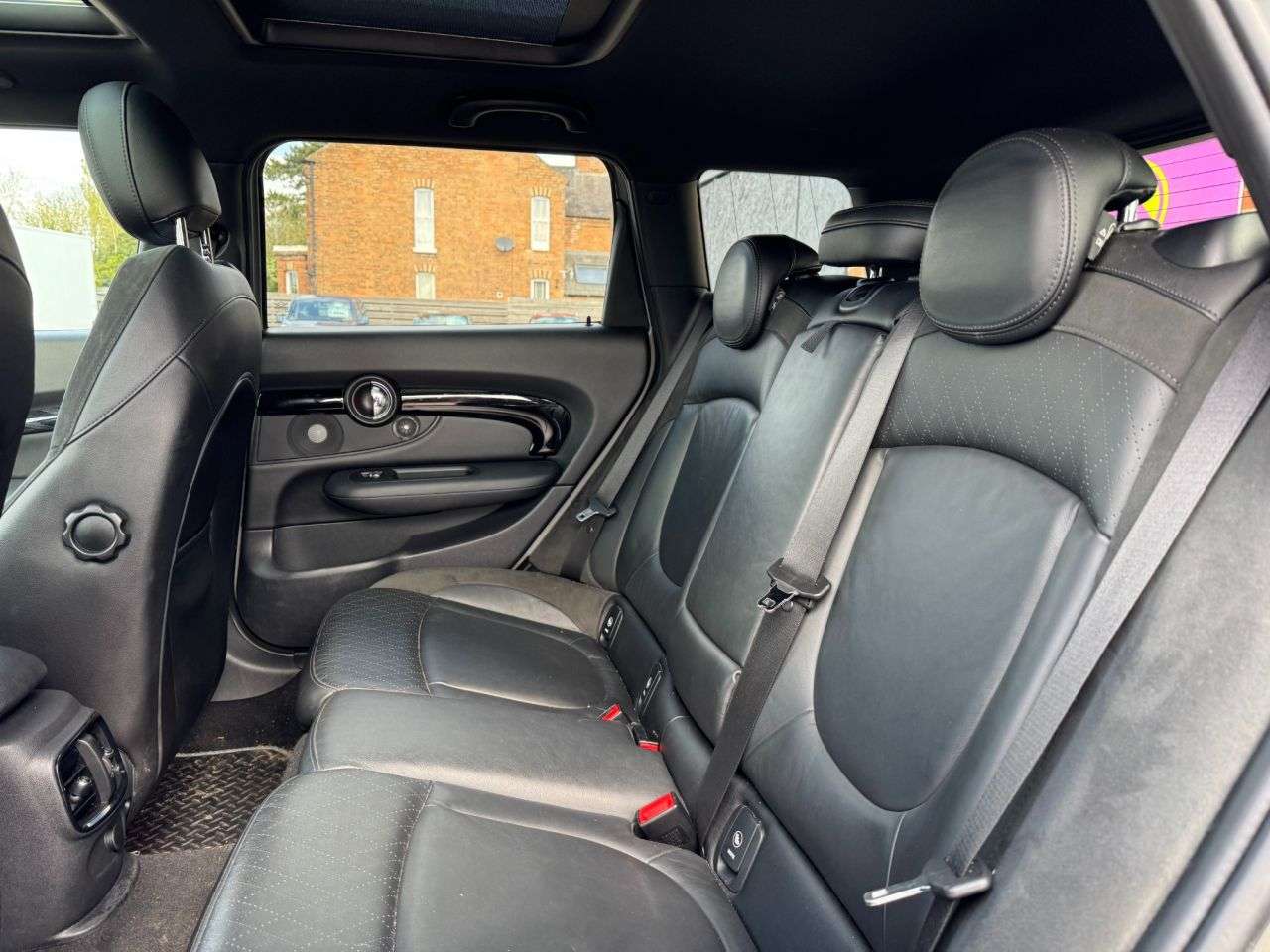 2016 MINI CLUBMAN 2016 MINI CLUBMAN