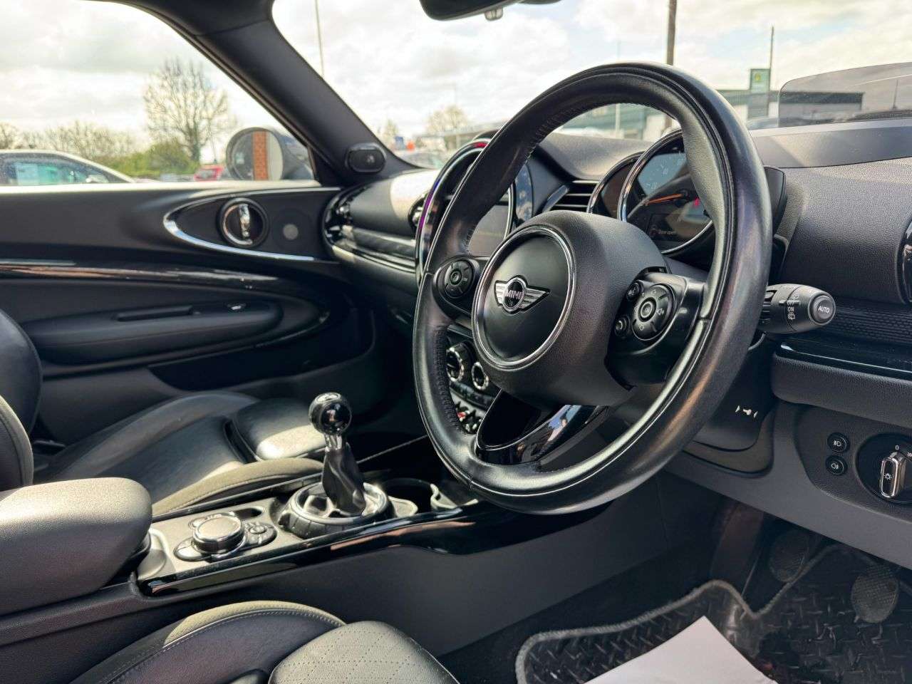 2016 MINI CLUBMAN 2016 MINI CLUBMAN