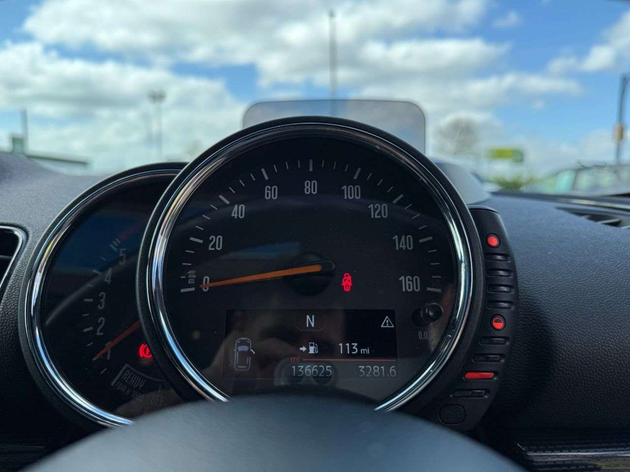 2016 MINI CLUBMAN 2016 MINI CLUBMAN