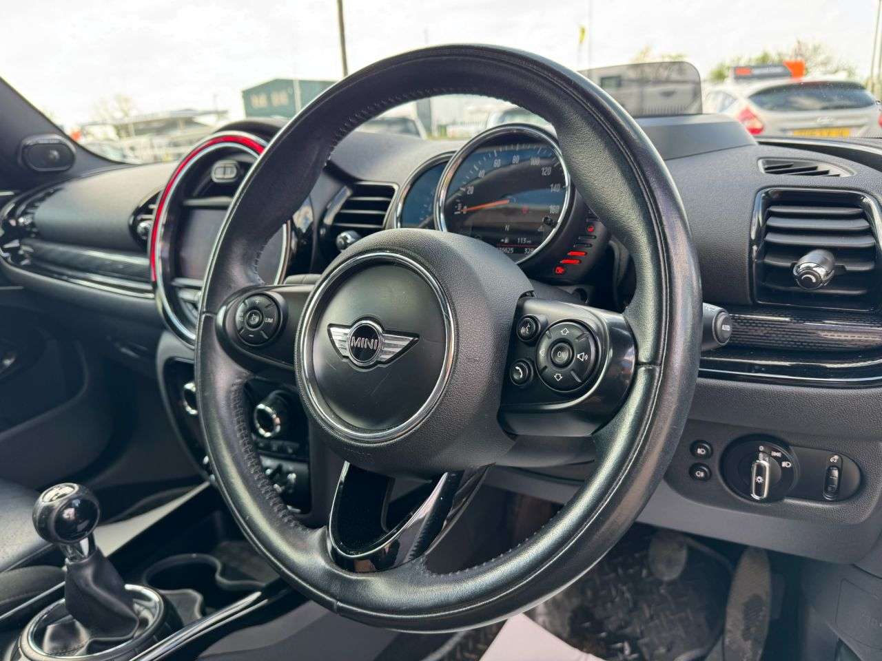 2016 MINI CLUBMAN 2016 MINI CLUBMAN