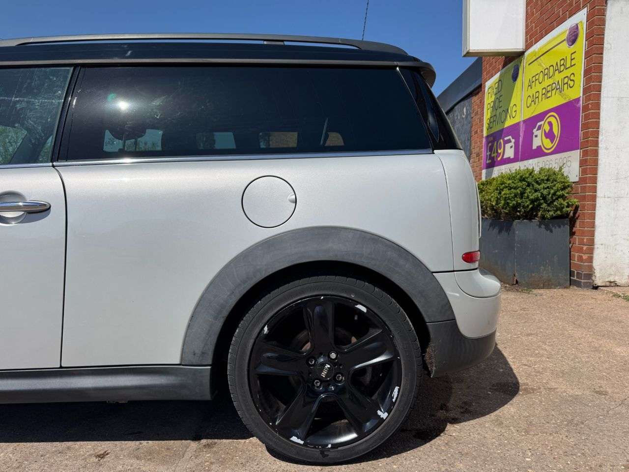 2010 MINI CLUBMAN 2010 MINI CLUBMAN