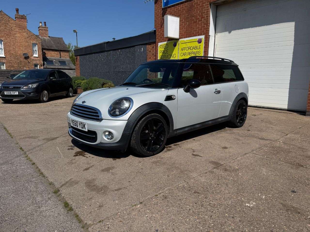 2010 MINI CLUBMAN 2010 MINI CLUBMAN