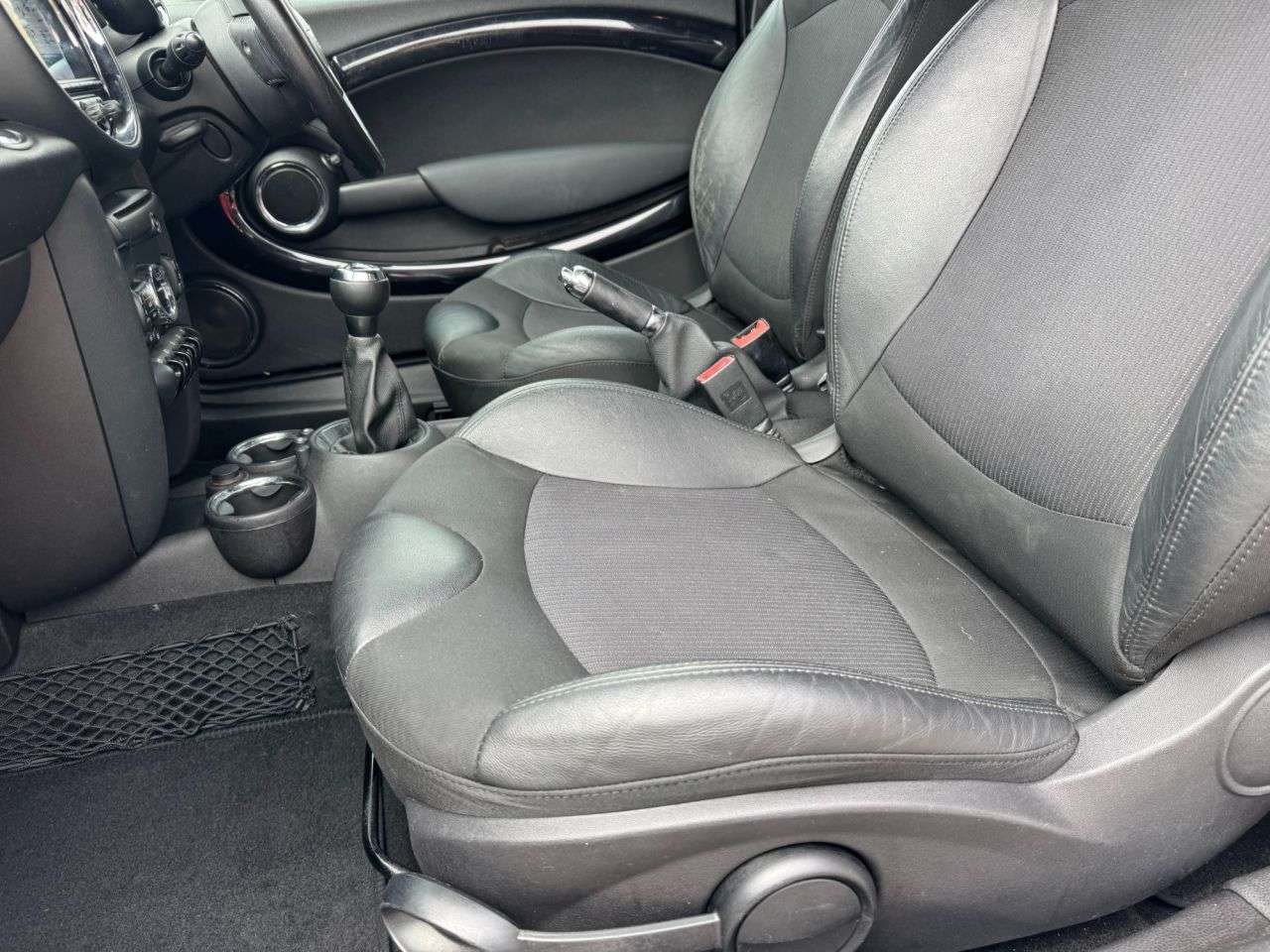 2010 MINI CLUBMAN 2010 MINI CLUBMAN