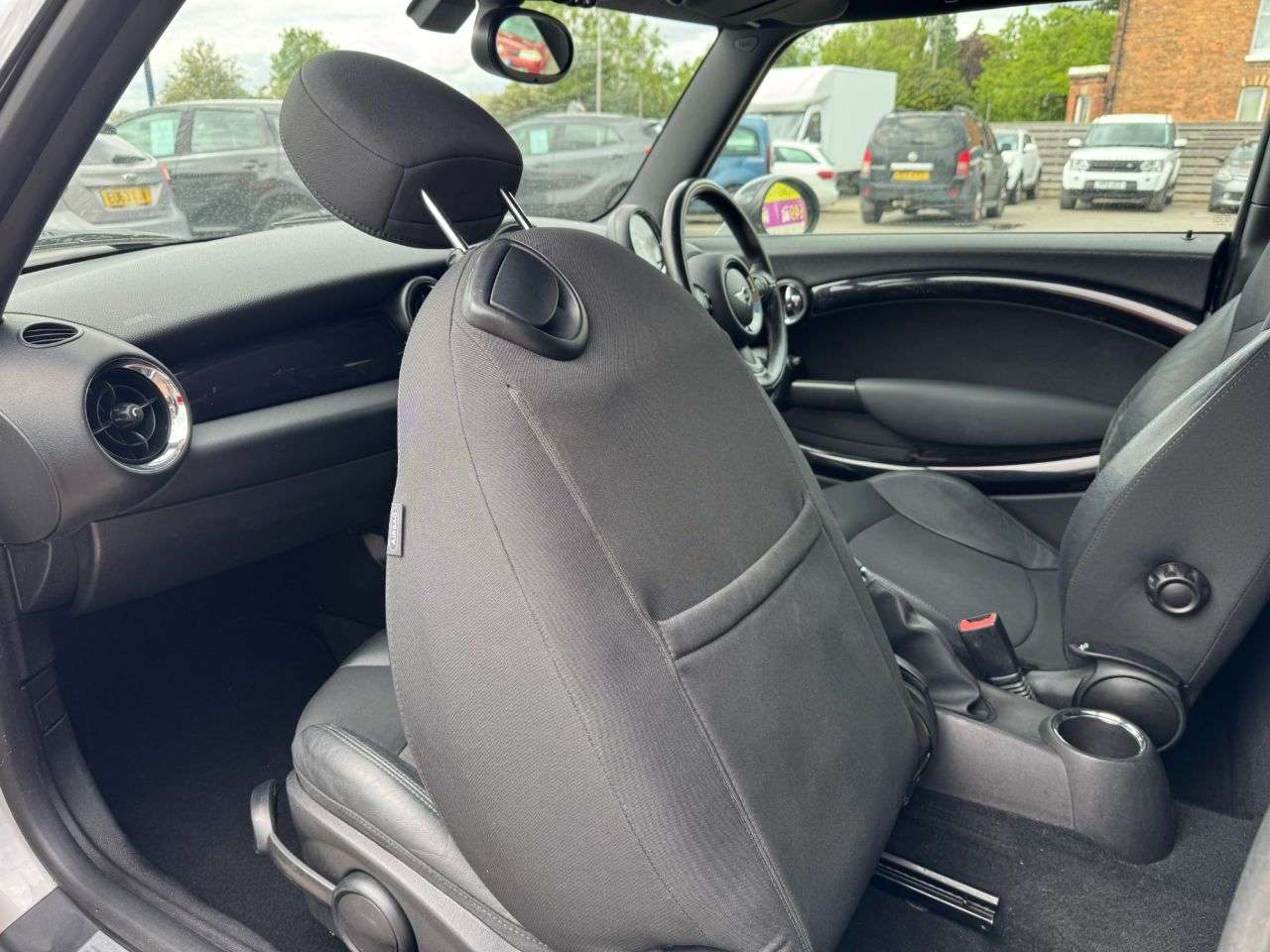 2010 MINI CLUBMAN 2010 MINI CLUBMAN