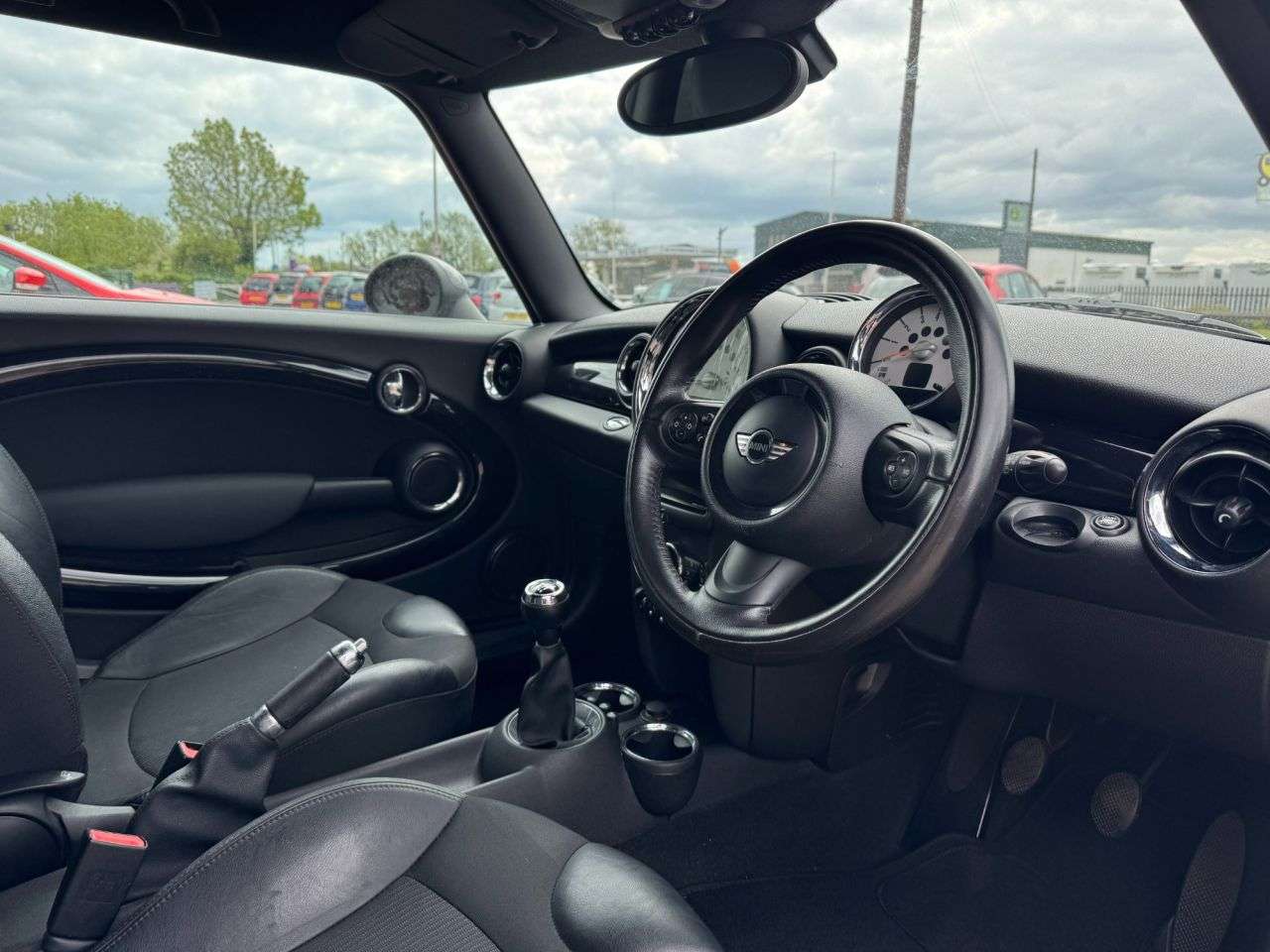 2010 MINI CLUBMAN 2010 MINI CLUBMAN