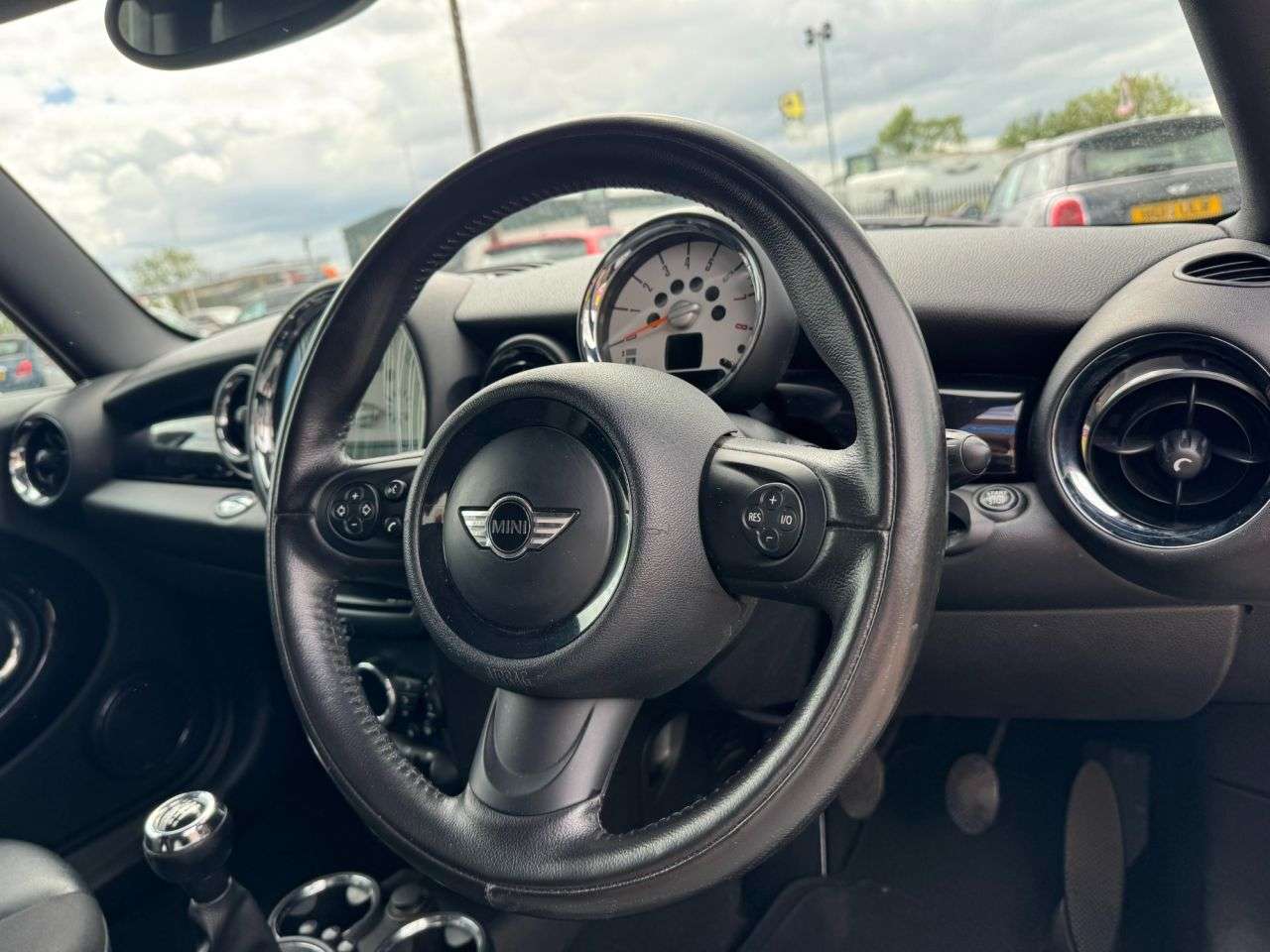 2010 MINI CLUBMAN 2010 MINI CLUBMAN
