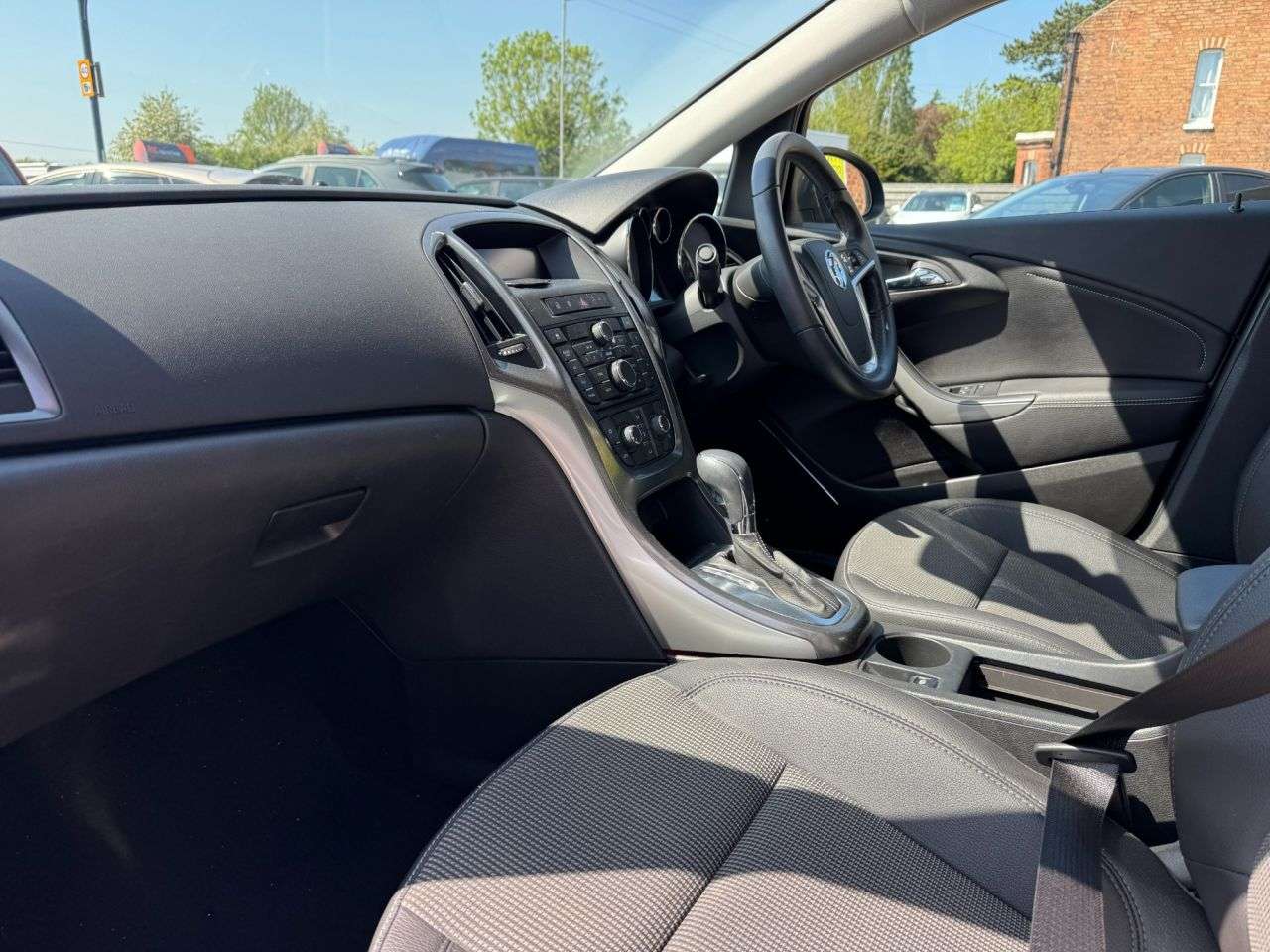 2011 VAUXHALL ASTRA 2011 VAUXHALL ASTRA