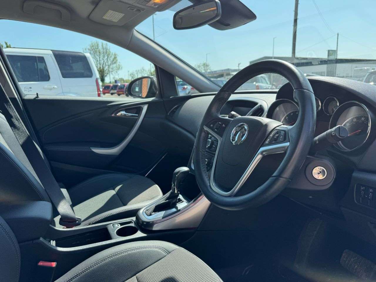 2011 VAUXHALL ASTRA 2011 VAUXHALL ASTRA