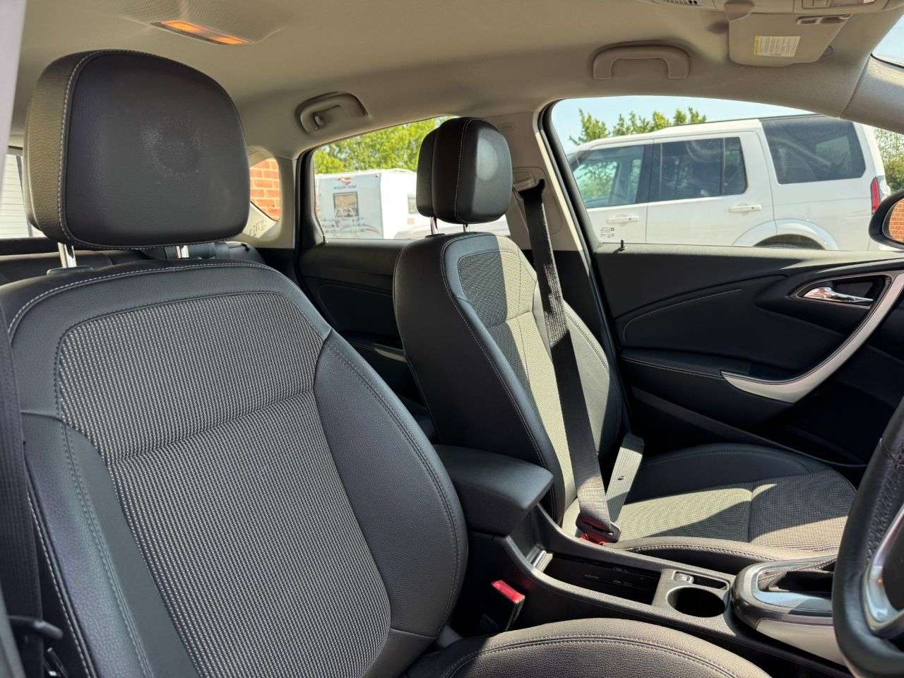 2011 VAUXHALL ASTRA 2011 VAUXHALL ASTRA