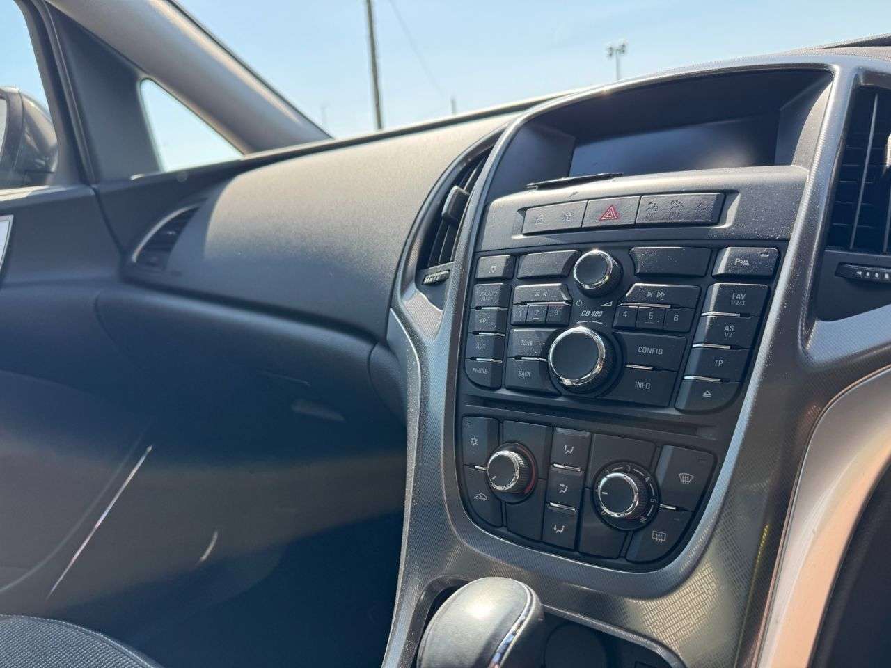 2011 VAUXHALL ASTRA 2011 VAUXHALL ASTRA