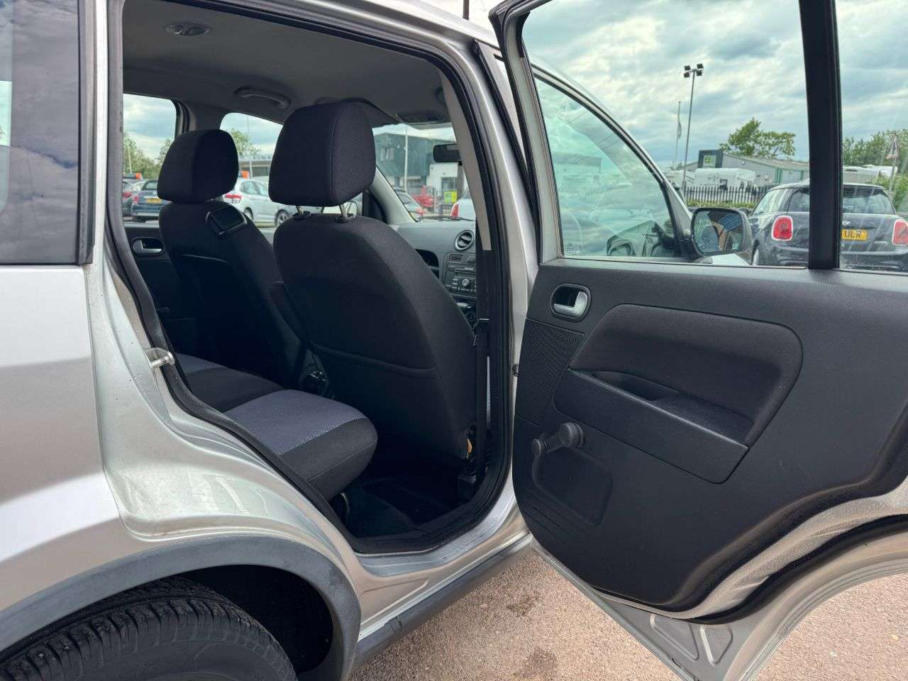 2010 FORD FUSION 2010 FORD FUSION