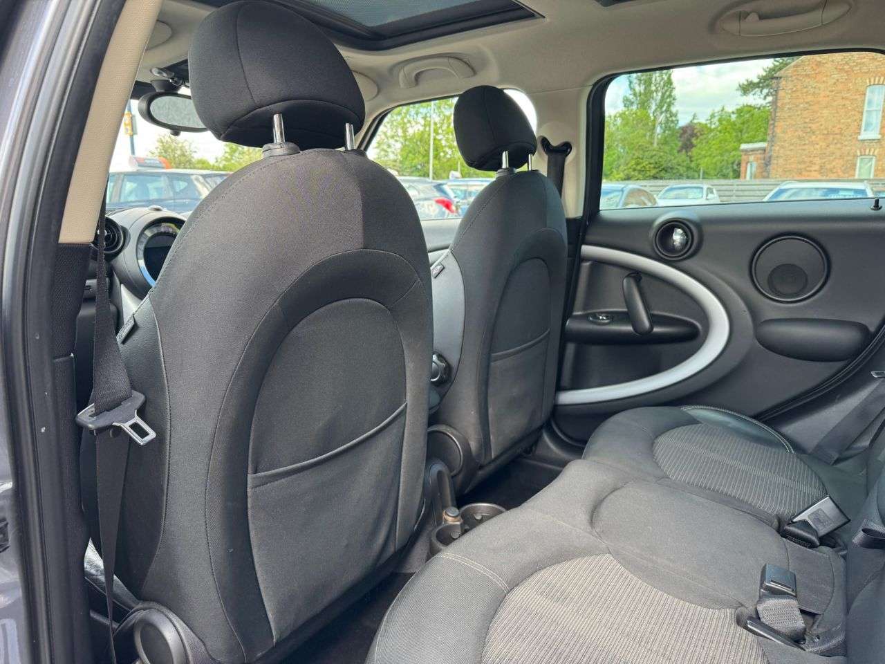 2016 MINI COUNTRYMAN 2016 MINI COUNTRYMAN