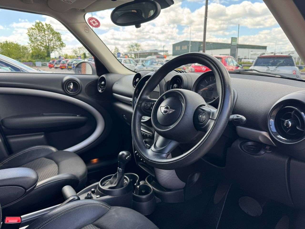 2016 MINI COUNTRYMAN 2016 MINI COUNTRYMAN
