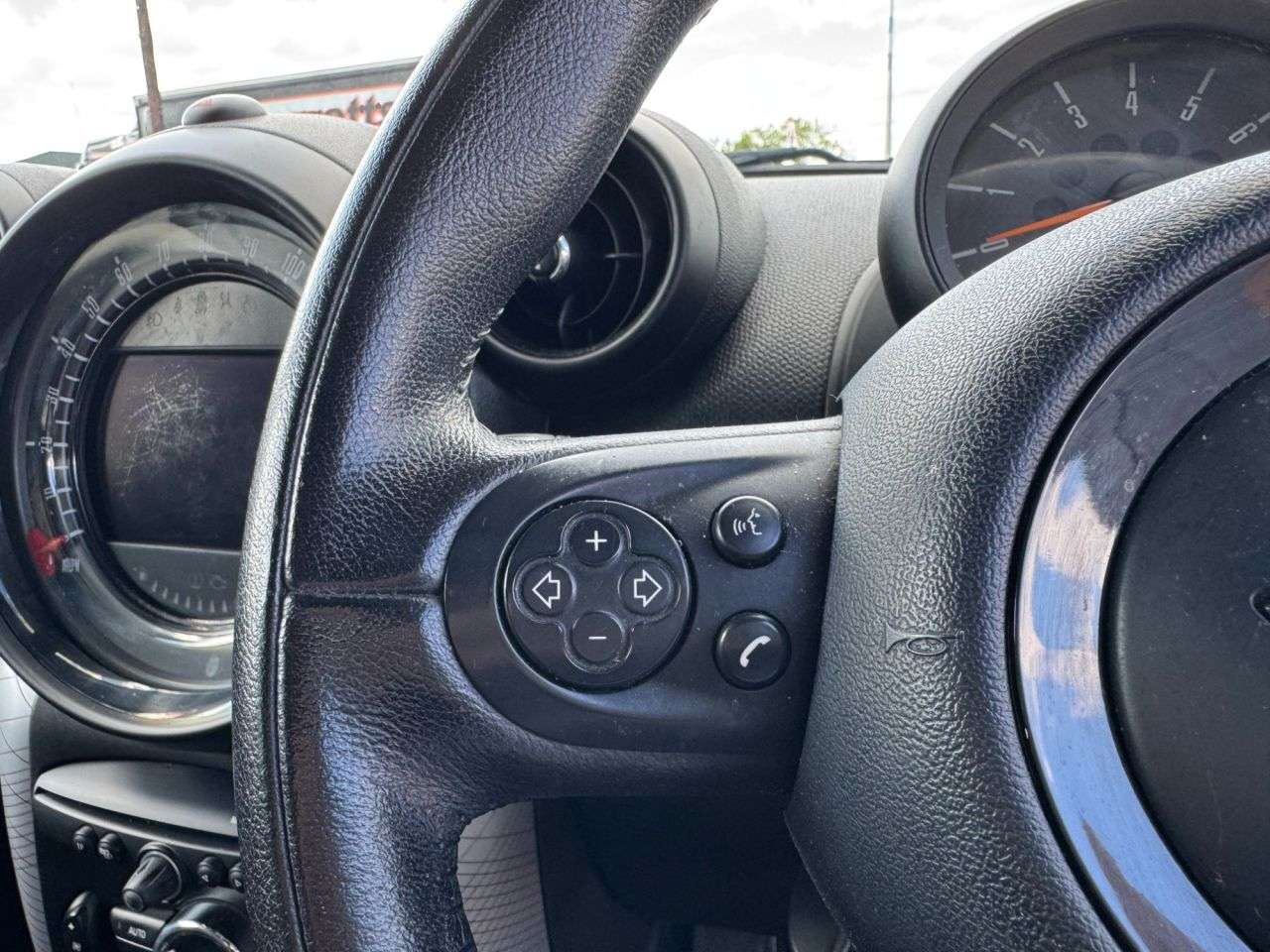2016 MINI COUNTRYMAN 2016 MINI COUNTRYMAN
