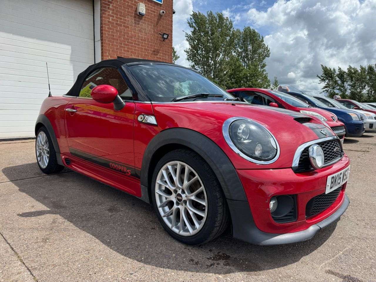A 2015 MINI ROADSTER 1.6 Cooper S Convertible 2dr Petrol Manual Euro 5 (s/s) (184 ps) A 2015 MINI ROADSTER 1.6 Cooper S Convertible 2dr Petrol Manual Euro 5 (s/s) (184 ps)