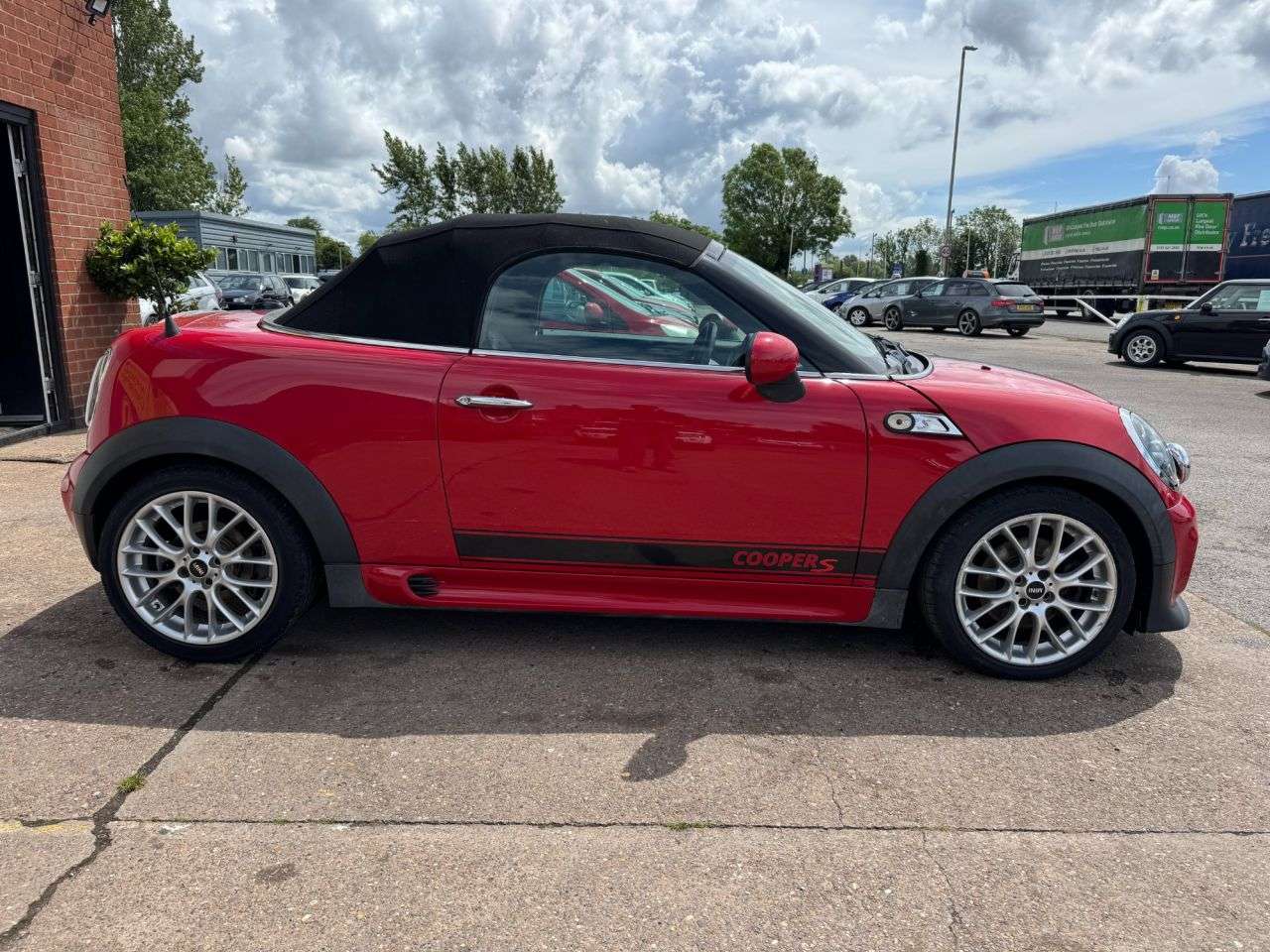 A 2015 MINI ROADSTER 1.6 Cooper S Convertible 2dr Petrol Manual Euro 5 (s/s) (184 ps) A 2015 MINI ROADSTER 1.6 Cooper S Convertible 2dr Petrol Manual Euro 5 (s/s) (184 ps)