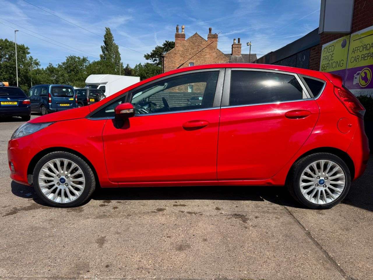 A 2012 FORD FIESTA 1.4 TDCi DPF Titanium Hatchback 5dr Diesel Manual (107 g/km, 69 bhp) A 2012 FORD FIESTA 1.4 TDCi DPF Titanium Hatchback 5dr Diesel Manual (107 g/km, 69 bhp)