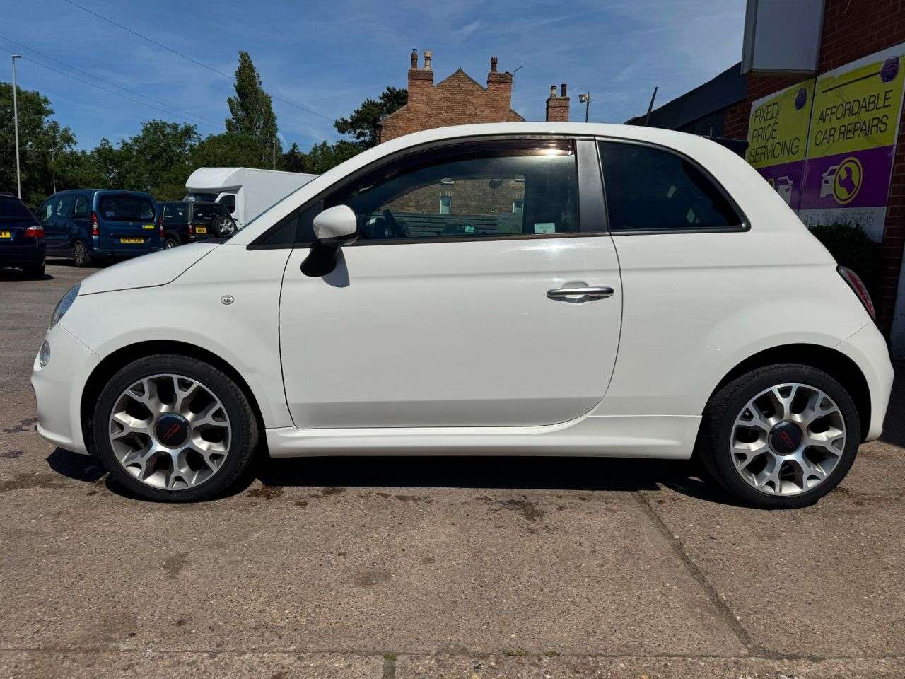 A 2013 FIAT 500 1.2 S Hatchback 3dr Petrol Manual Euro 5 (s/s) (69 bhp) A 2013 FIAT 500 1.2 S Hatchback 3dr Petrol Manual Euro 5 (s/s) (69 bhp)