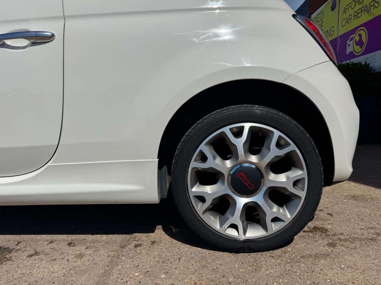 2013 FIAT 500 2013 FIAT 500