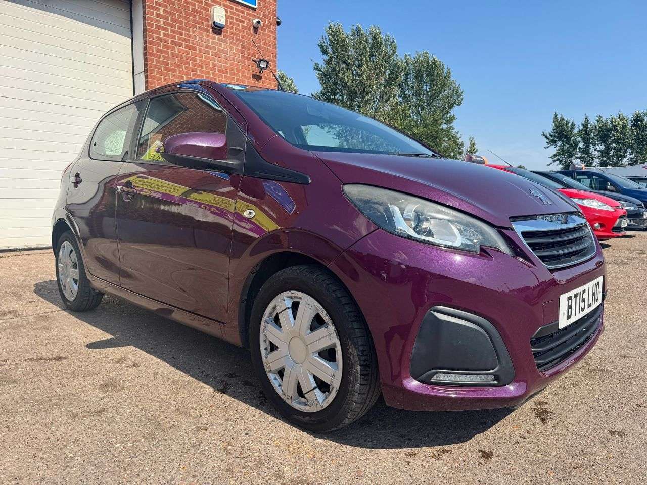 A 2015 PEUGEOT 108 1.0 VTi Active Hatchback 5dr Petrol Manual Euro 5 Euro 5 (68 ps) A 2015 PEUGEOT 108 1.0 VTi Active Hatchback 5dr Petrol Manual Euro 5 Euro 5 (68 ps)