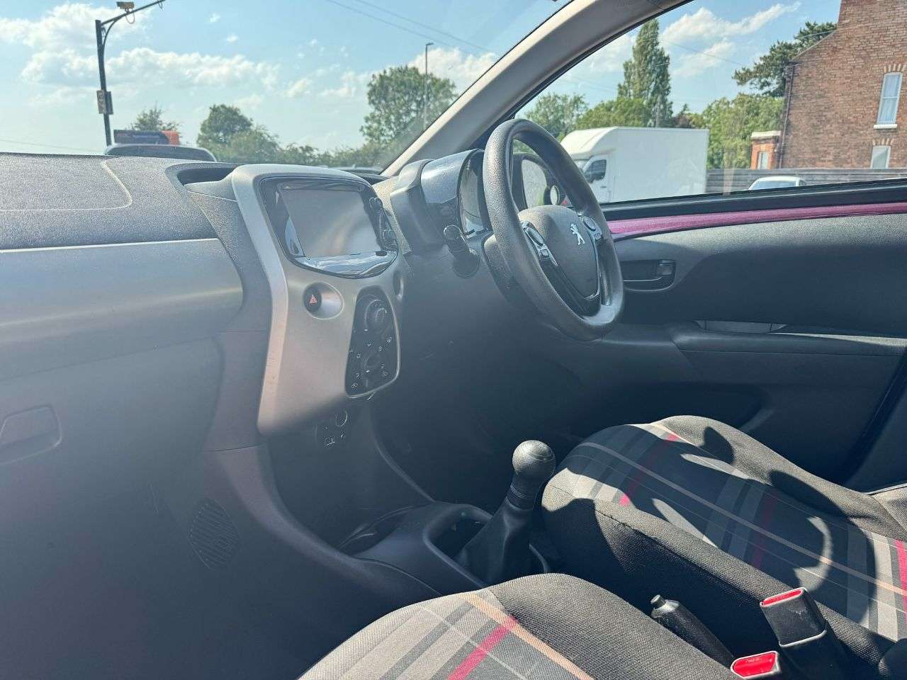 2015 PEUGEOT 108 2015 PEUGEOT 108