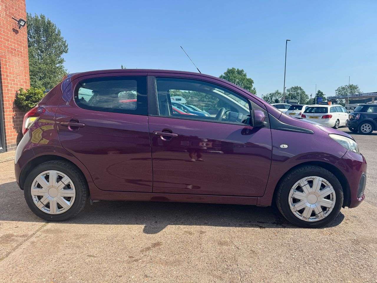2015 PEUGEOT 108 2015 PEUGEOT 108