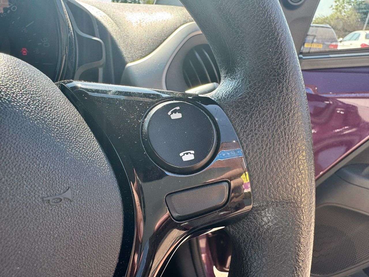 2015 PEUGEOT 108 2015 PEUGEOT 108