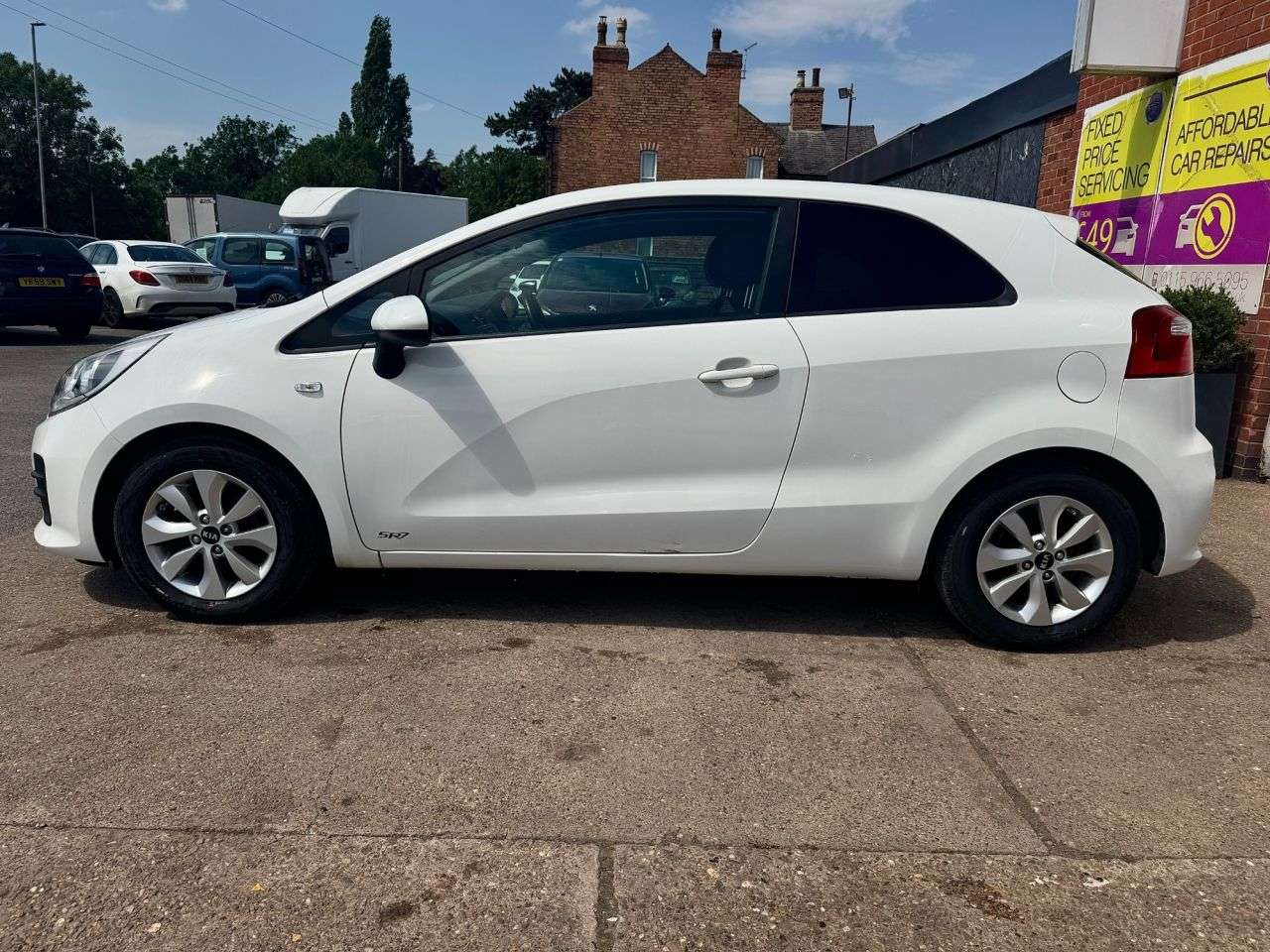 A 2015 KIA RIO 1.25 SR7 Hatchback 3dr Petrol Manual Euro 6 (84 bhp) A 2015 KIA RIO 1.25 SR7 Hatchback 3dr Petrol Manual Euro 6 (84 bhp)