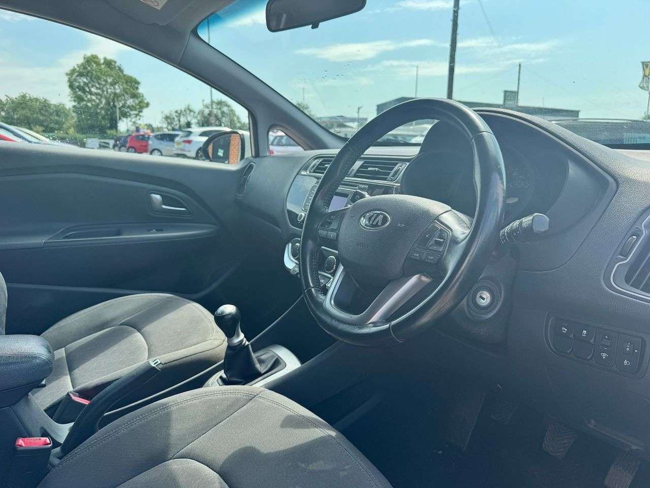 2015 KIA RIO 2015 KIA RIO