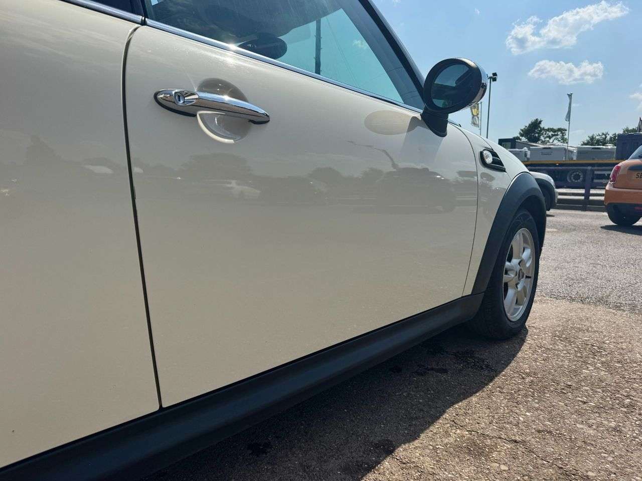 2011 MINI HATCH 2011 MINI HATCH