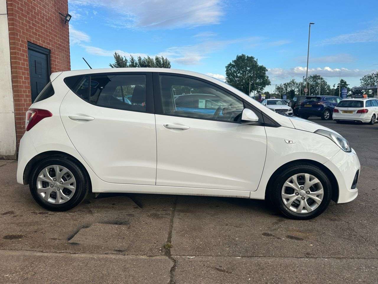 2014 HYUNDAI I10 2014 HYUNDAI I10