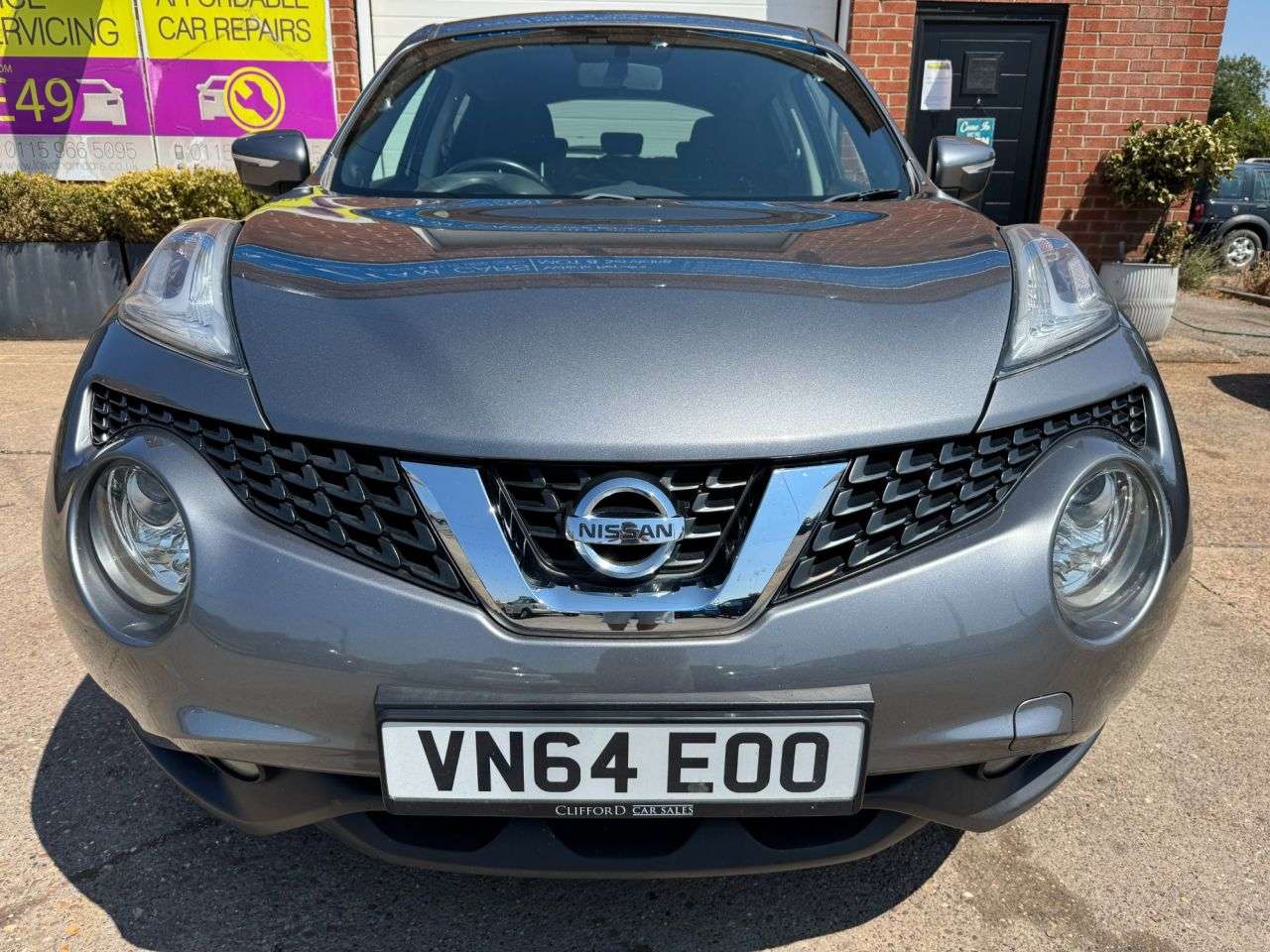 A 2014 NISSAN JUKE 1.5 dCi 8v Acenta SUV 5dr Diesel Manual Euro 5 (s/s) (110 ps) A 2014 NISSAN JUKE 1.5 dCi 8v Acenta SUV 5dr Diesel Manual Euro 5 (s/s) (110 ps)