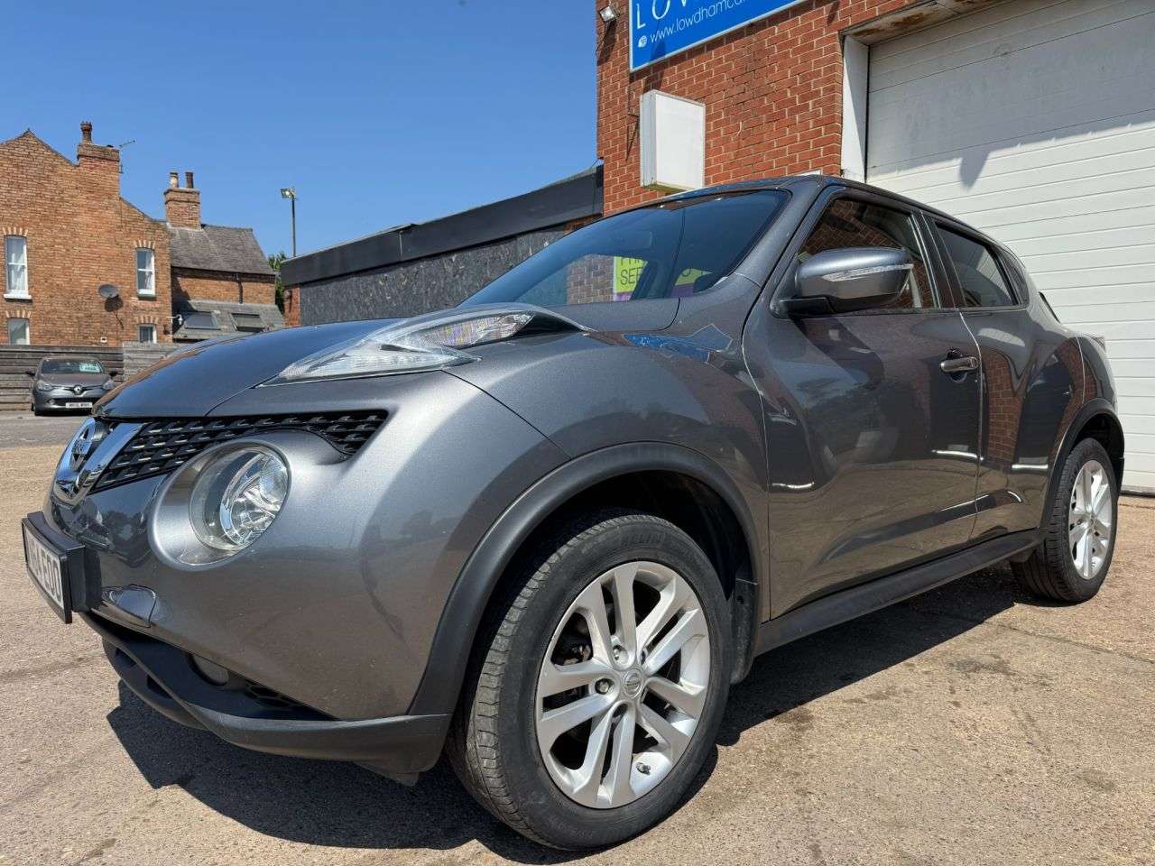 A 2014 NISSAN JUKE 1.5 dCi 8v Acenta SUV 5dr Diesel Manual Euro 5 (s/s) (110 ps) A 2014 NISSAN JUKE 1.5 dCi 8v Acenta SUV 5dr Diesel Manual Euro 5 (s/s) (110 ps)