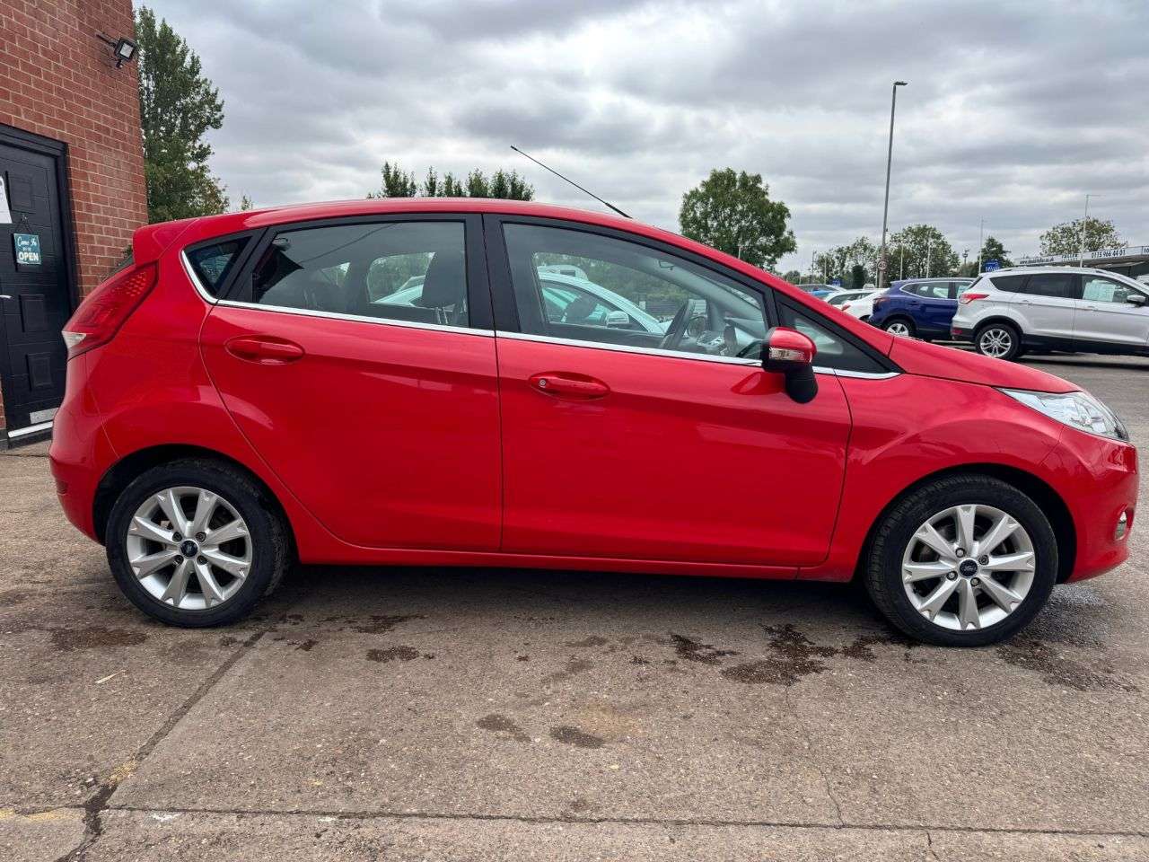 2010 FORD FIESTA 2010 FORD FIESTA