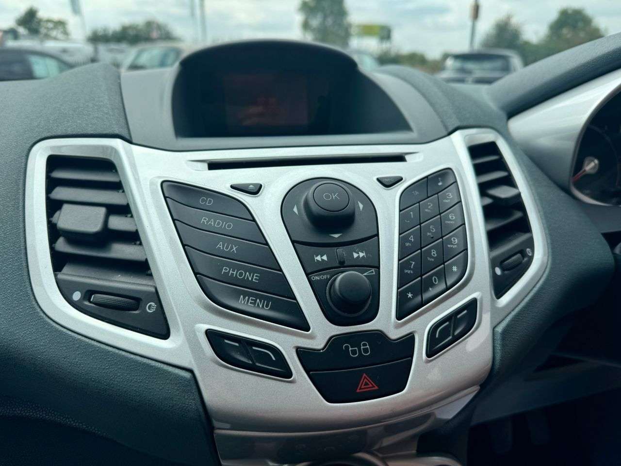 2010 FORD FIESTA 2010 FORD FIESTA