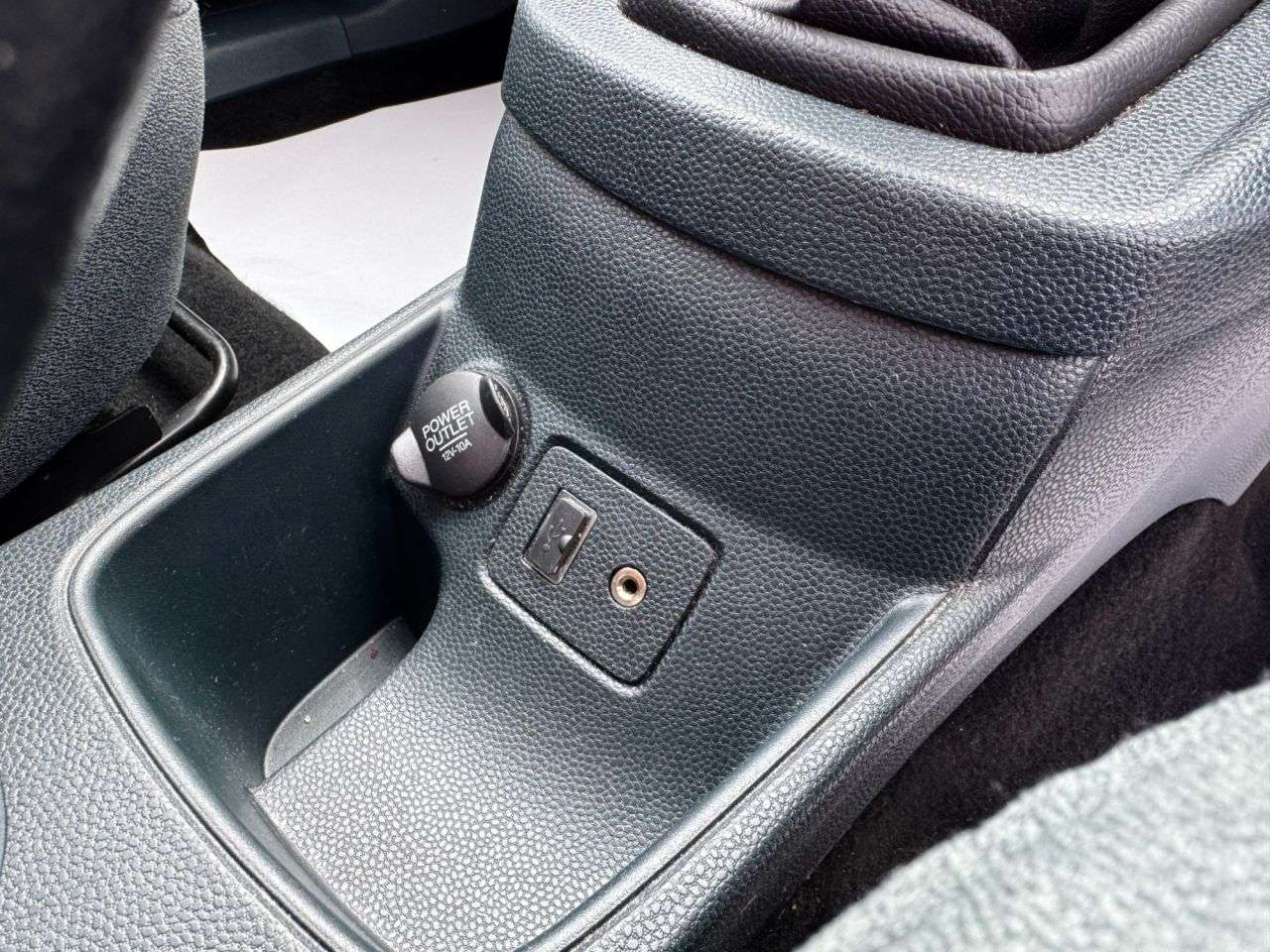2010 FORD FIESTA 2010 FORD FIESTA