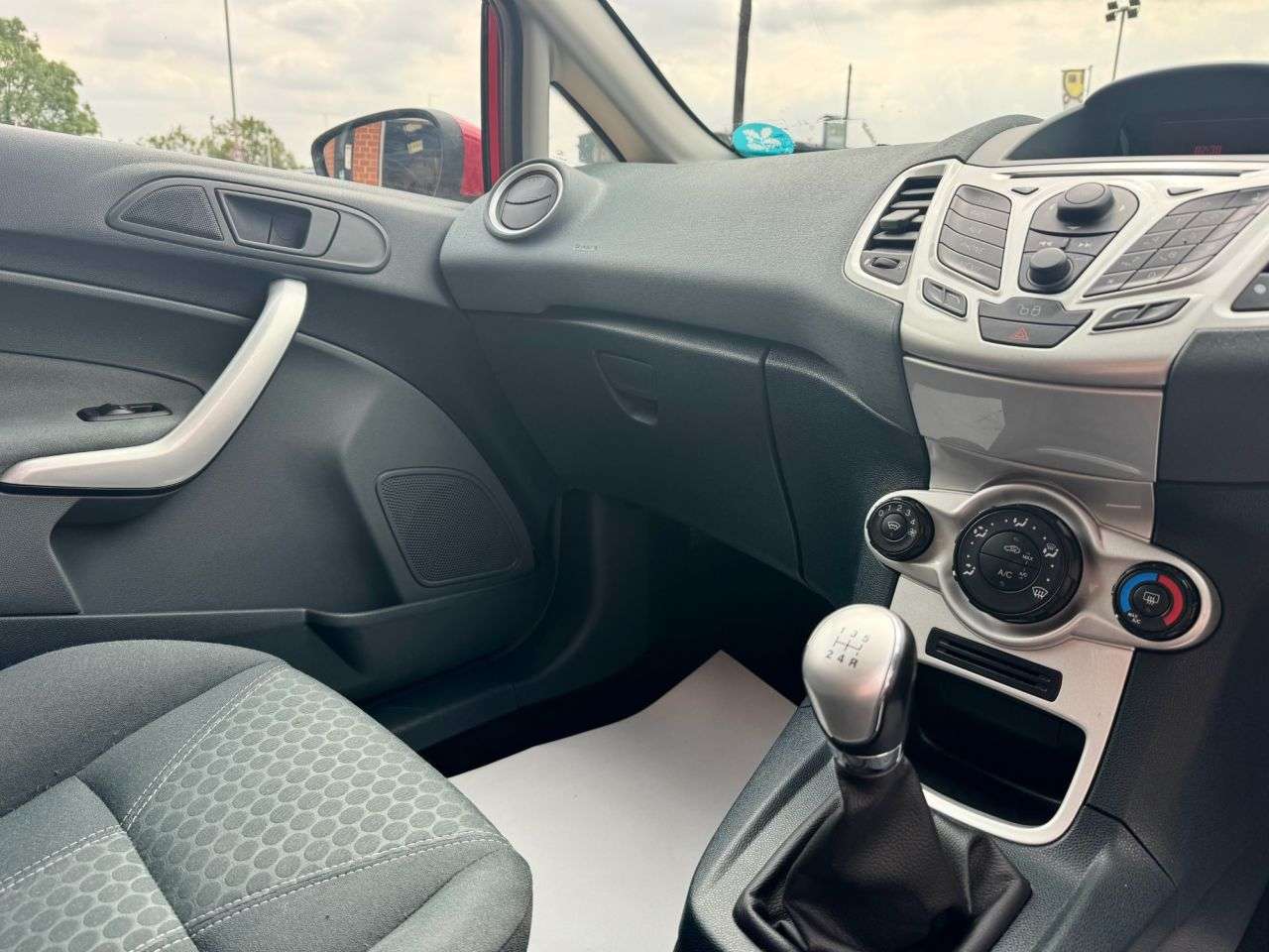 2010 FORD FIESTA 2010 FORD FIESTA