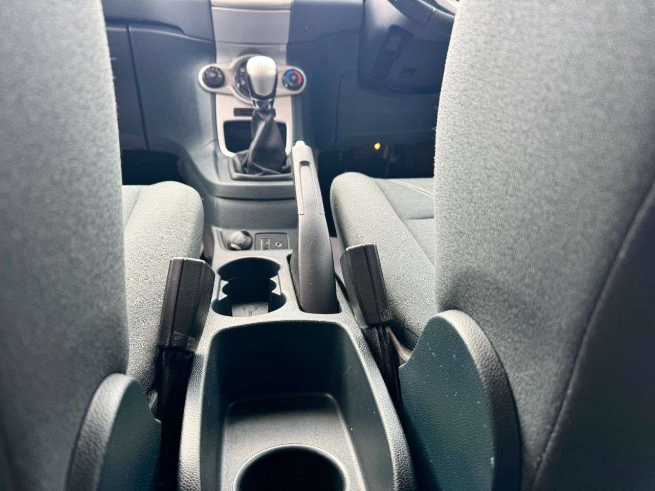 2010 FORD FIESTA 2010 FORD FIESTA