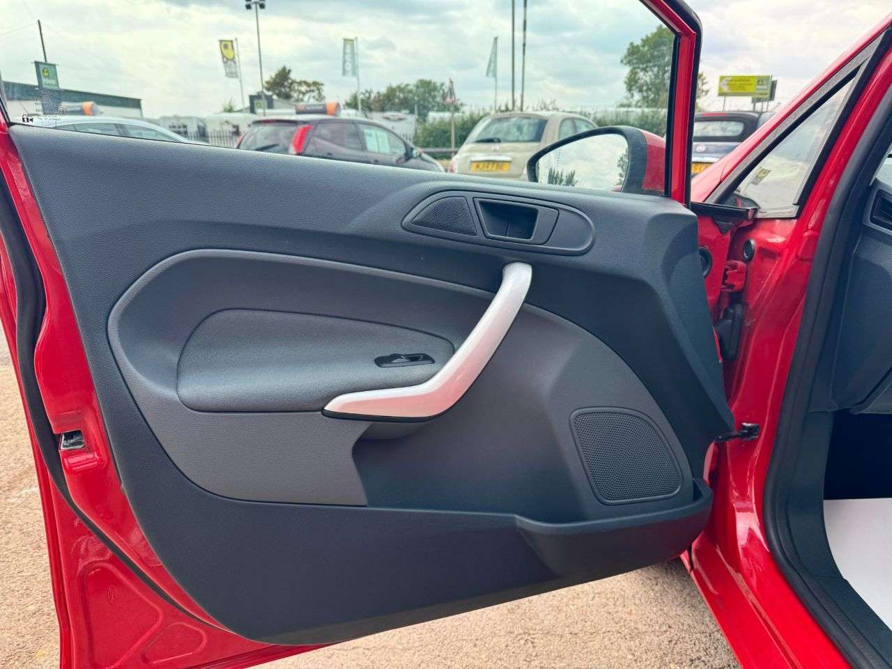 2010 FORD FIESTA 2010 FORD FIESTA