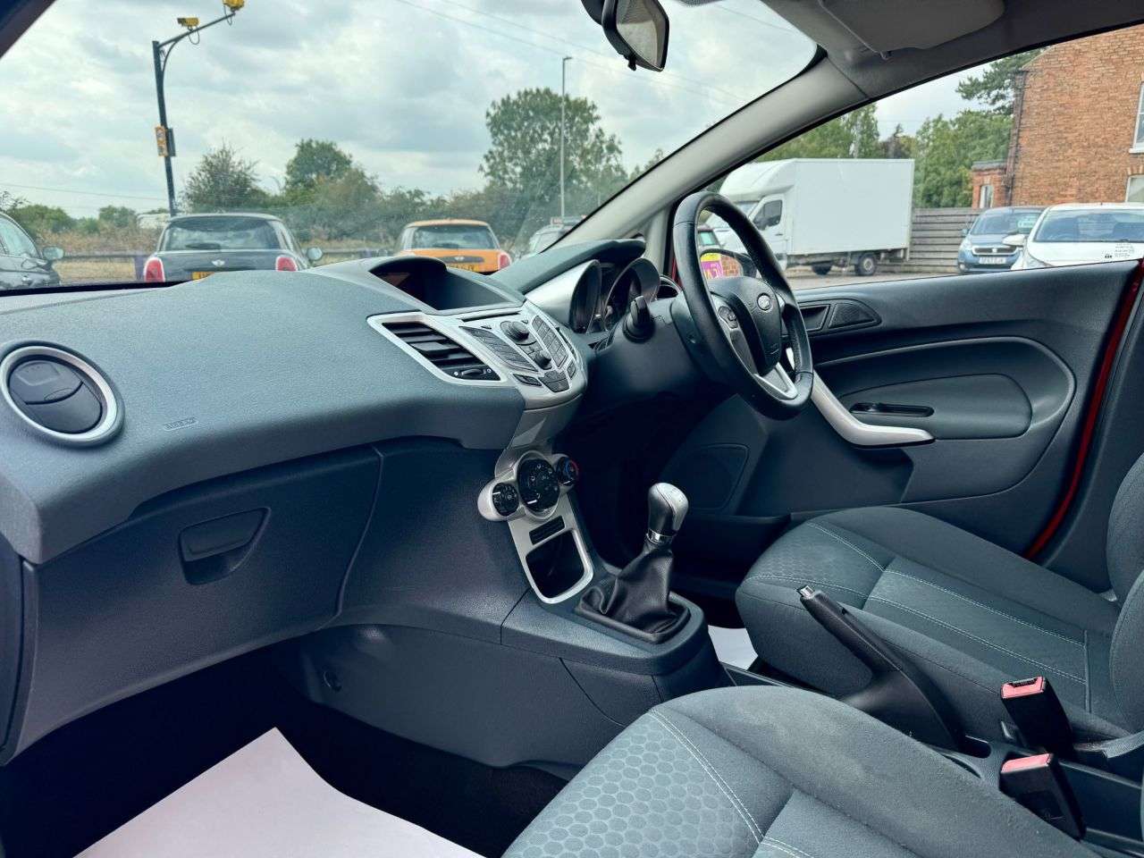 2010 FORD FIESTA 2010 FORD FIESTA