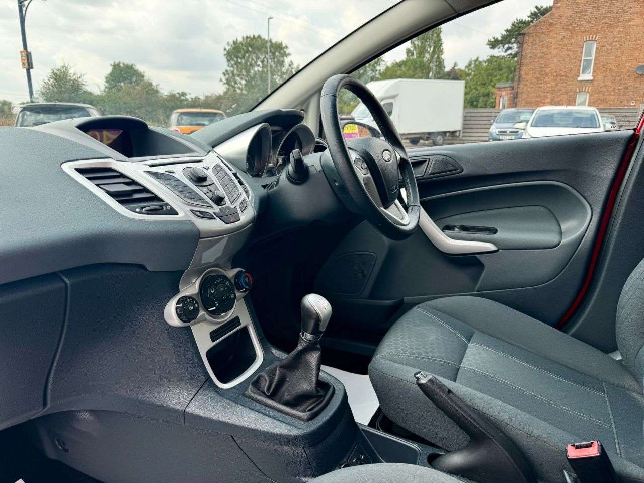 2010 FORD FIESTA 2010 FORD FIESTA