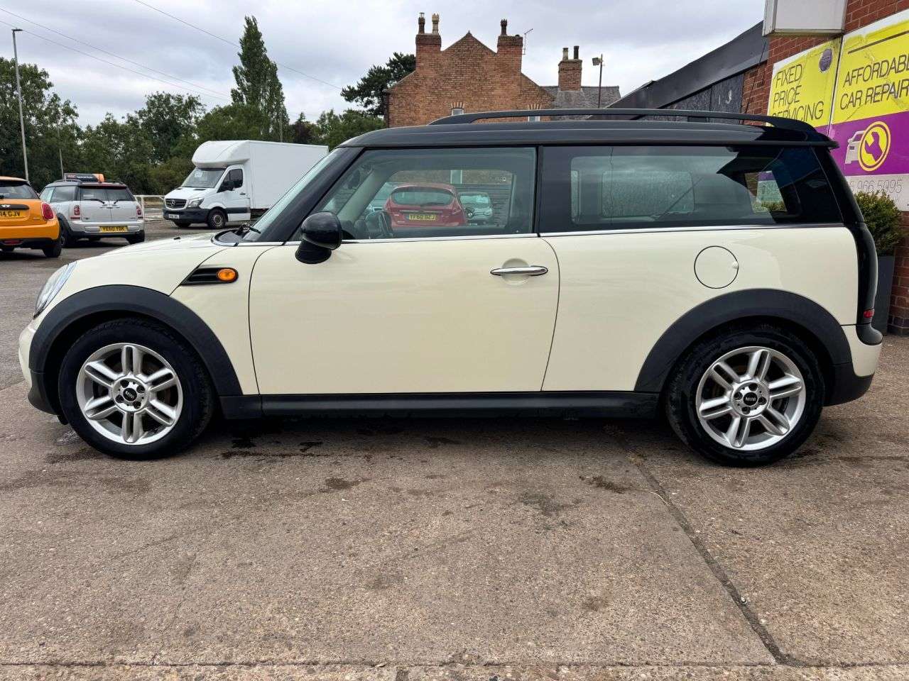 2010 MINI CLUBMAN 2010 MINI CLUBMAN