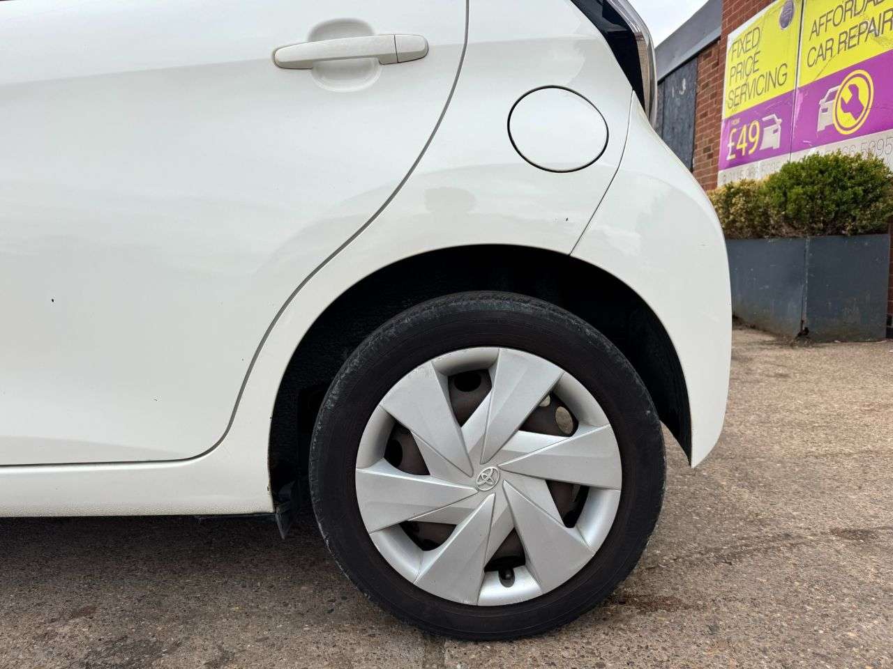 2015 TOYOTA AYGO 2015 TOYOTA AYGO