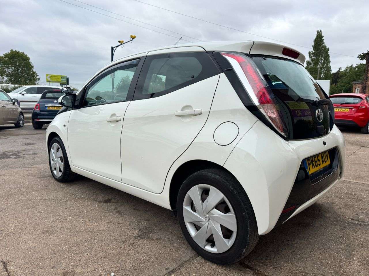 2015 TOYOTA AYGO 2015 TOYOTA AYGO