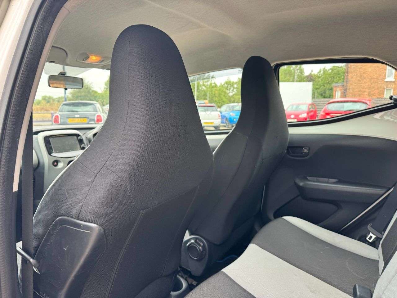 2015 TOYOTA AYGO 2015 TOYOTA AYGO
