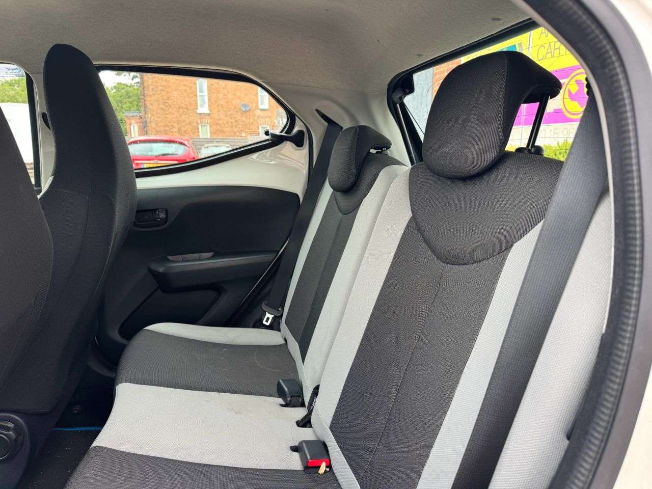 2015 TOYOTA AYGO 2015 TOYOTA AYGO