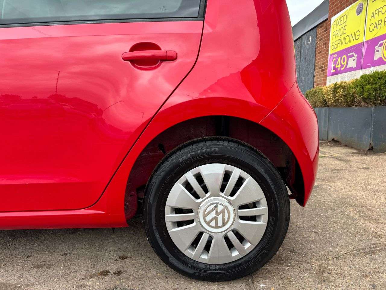 2014 VOLKSWAGEN UP! 2014 VOLKSWAGEN UP!
