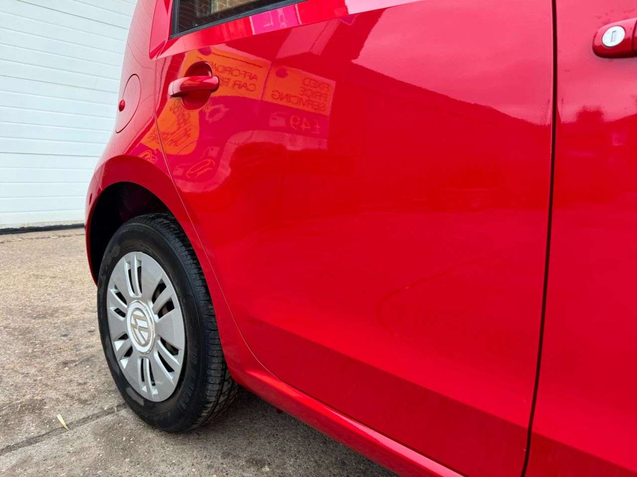 2014 VOLKSWAGEN UP! 2014 VOLKSWAGEN UP!