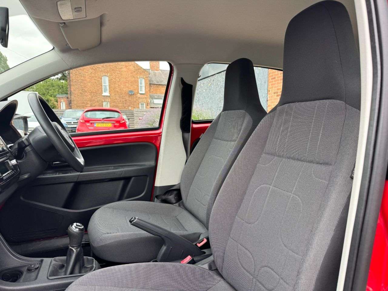 2014 VOLKSWAGEN UP! 2014 VOLKSWAGEN UP!